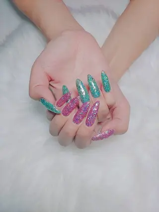 ネイル &A.nail .のネイルデザイン