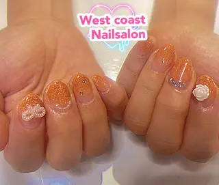 ネイル リボン、ガーリー パーツ放題専門店のネイルデザイン