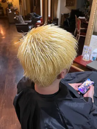 メンズ E R I ⭐️ 髪質改善/艶カラーのヘアスタイル