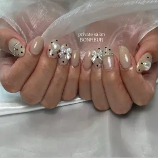 ネイル BONHEUR Annaのネイルデザイン