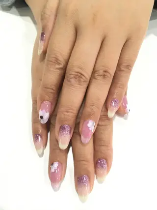 ネイル Allure小山店 Maiのネイルデザイン