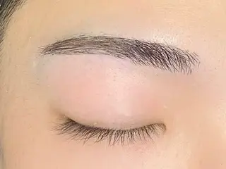 アイブロウ パーフェクトアイ所属・perfect eye. maedaのマツエク・マツパデザイン