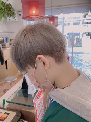 ショート カラー特化 横川　翔希のヘアスタイル