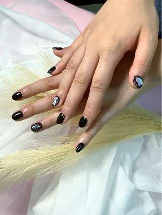 ネイル pink ladyサロン所属・べ にのネイルデザイン