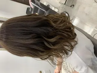 セミロング カラー 瀬尾 由希菜のヘアスタイル