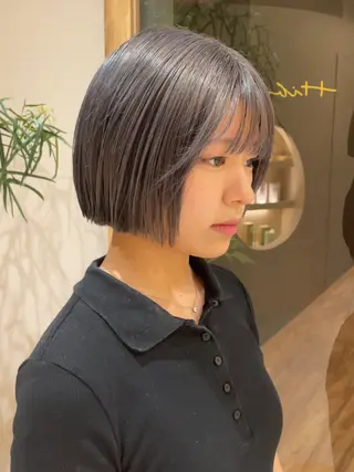 ショート カラー パーマ ヘアアレンジ メンズ キッズ ネイル マツエク・マツパ アイブロウ カワカツ トキのヘアスタイル