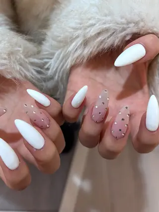 ネイル mimi 高石桃朱のネイルデザイン