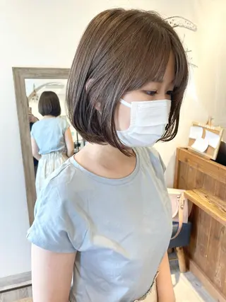 ショート カラー 🩰オリーブ/ ベージュ松本咲花🩰のヘアスタイル