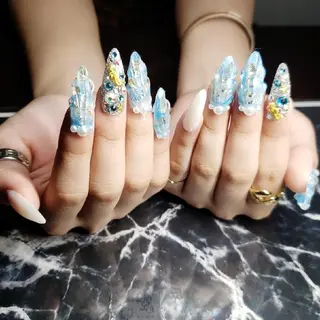 セミロング ネイル クロキ 。のネイルデザイン