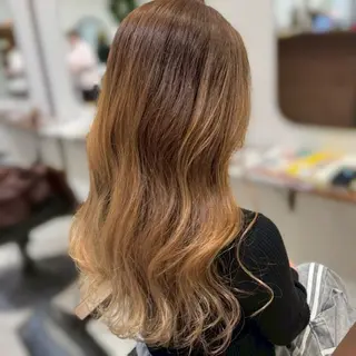 ロング 坂本 璃里杏のヘアスタイル