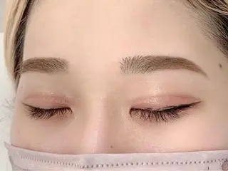 BellFlower Aki（眉・まつげ）のマツエク・マツパデザイン