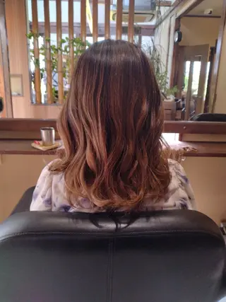 セミロング ヘアーサロン  ジュエル所属・青山 早智子のヘアスタイル