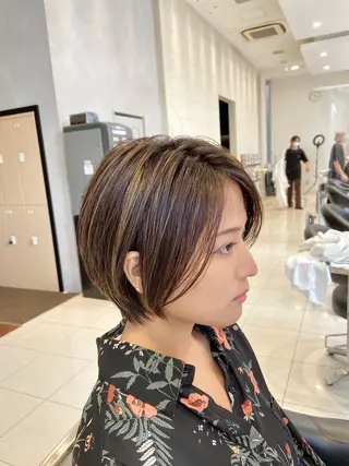 ショート ショート白髪染め無料 ／河瀬謙介のヘアスタイル