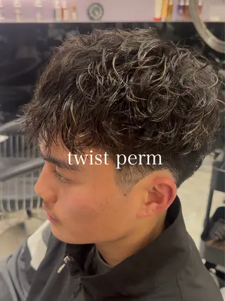 メンズ 🌈✨メンズ特化🌈 ツイストパーマ☘️のヘアスタイル
