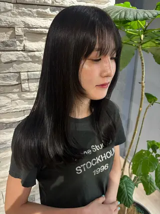 ロング Maki /カラー/ブリーチのヘアスタイル