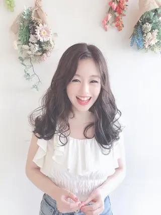 セミロング カラー 西 めぐみのヘアスタイル