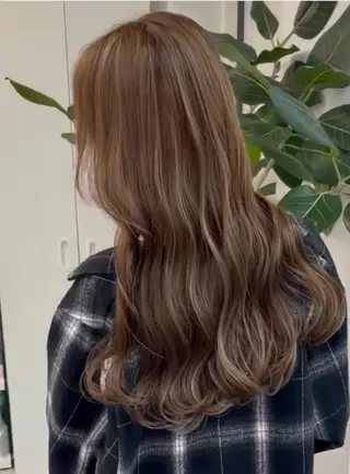 セミロング カラー Ayuri🫧 Diar Blueのマツエク・マツパデザイン