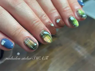 ネイル ヘアーサロン大野所属・nailsalon SWATiのネイルデザイン