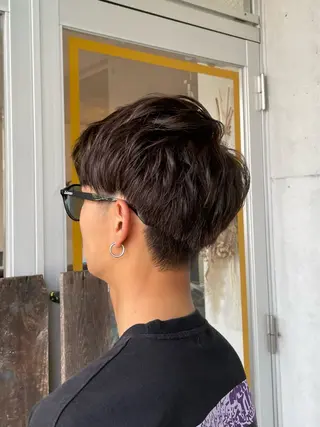 ショート カラー メンズ JERICHO HAIR所属・ユ カの眉毛・アイブロウイメージ