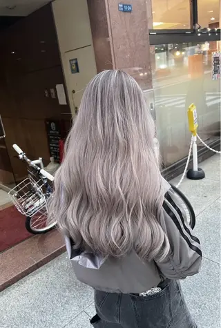 ロング カラー ROBIN所属・指名数No.1 /NAOYAのヘアスタイル