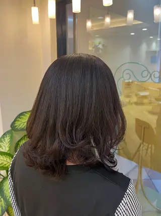 ミディアム 吉澤 杏美のヘアスタイル