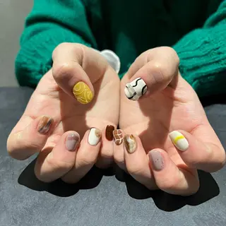 セミロング カラー ネイル SOUPLE 土谷優乃のヘアスタイル