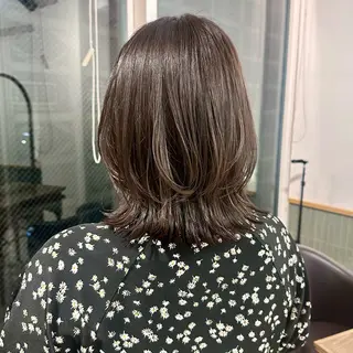 ミディアム カラー ブリーチなし/レイヤ ー特化🌈Tommyのヘアスタイル