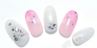 ネイル ゲン レイカのネイルデザイン