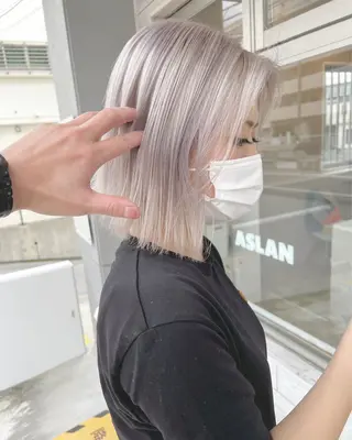 ショート カラー テトネ タカシのヘアスタイル