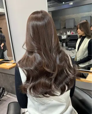 ロング カラー Ruika/海外ヘア /レイヤーカットのヘアスタイル