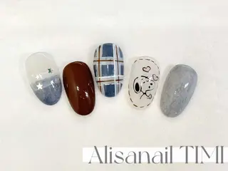 ネイル Alisa nail Timiのネイルデザイン