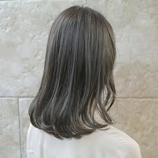 セミロング カラー 斉藤 貴也のヘアスタイル