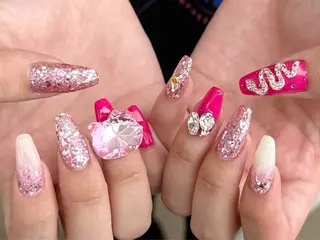 ネイル 新山 聖のネイルデザイン