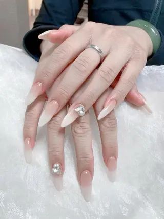 ネイル VIVIAN リサのネイルデザイン