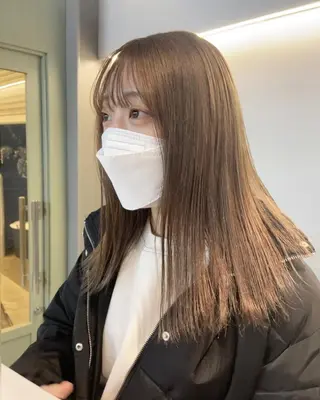 ロング 林 優花のヘアスタイル