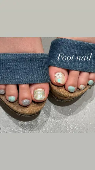 ネイル 淡色ネイル 🎀moeのネイルデザイン