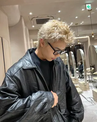 ショート カラー メンズ MEN’S SALON HAVANA所属・渋谷/ピンパーマ /フェード/千尋のヘアスタイル