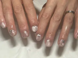 ネイル e.nail所属・🍎吉田 恵里🍎のネイルデザイン