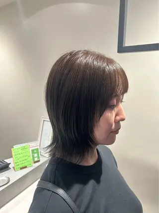 ミディアム 吉永 美里のヘアスタイル