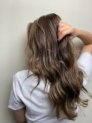 セミロング HAIR SALON M Fe’s 池袋所属・M Fe’s 池袋 🍁星野　拓夢🍁のヘアスタイル