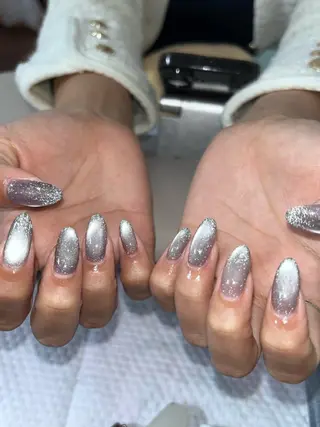 ネイル はなネイル所属・R_nail xixiのネイルデザイン