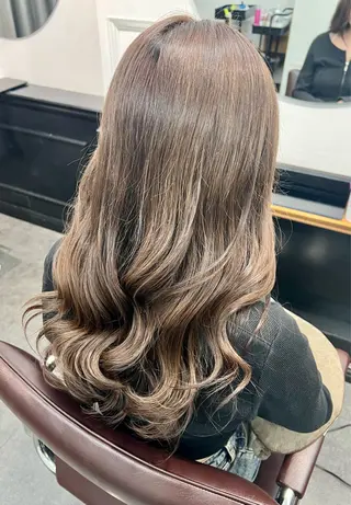 ロング カラー 横浜/ブリーチ/ ダブルカラー/RINのヘアスタイル