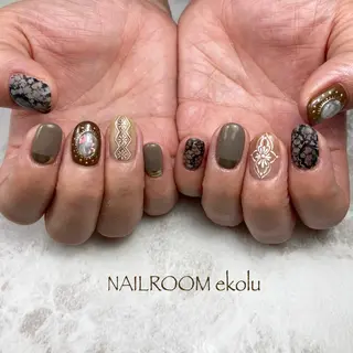 ネイル NAILROOM ekolu所属・近藤 穂乃果のネイルデザイン