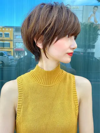 ショート カラー 木元 瑛✂︎ボブのヘアスタイル