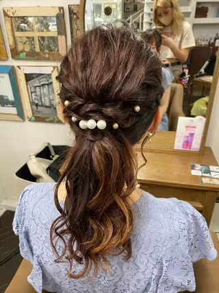 セミロング ヘアアレンジ 💖ハイライト/ハイ トーン💖MIKIのヘアスタイル