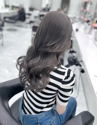 セミロング カラー ヘアアレンジ サロウィン渋谷宇田川店所属・ハッシュカット/レイ ヤーカットArataのヘアスタイル