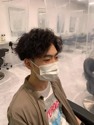 ショート カラー パーマ ヘアアレンジ メンズ EMANON池袋3rd所属・ブリーチなしカラー｜ なおき｜池袋美容師のヘアスタイル
