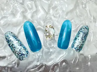 ネイル マジックミラー所属・マジック ミラーのネイルデザイン