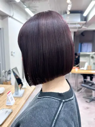 ショート 🫧透明感ワンカラー 🫧mio 🫧のヘアスタイル
