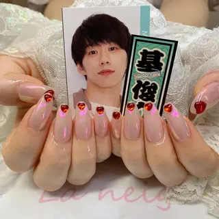 ネイル La neige* yuki 🥯🍑のネイルデザイン